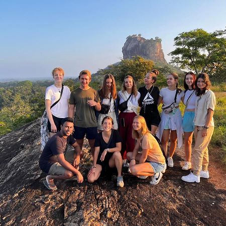Sigiriya Village Home Stay Экстерьер фото